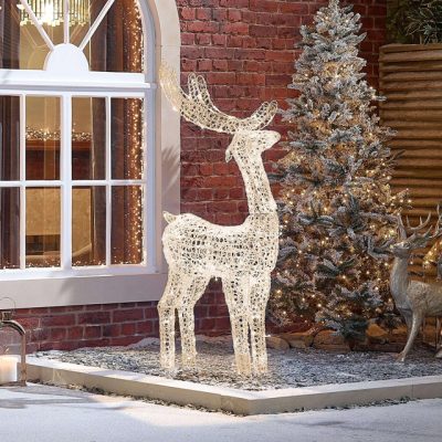 the-winter-workshop-miracle-the-150cm-spun-acrylic-reindeer-warm-white